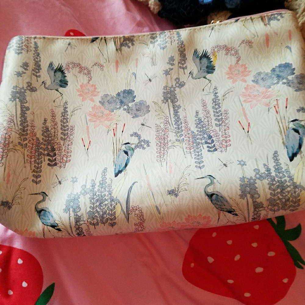 Large cosmetics bag